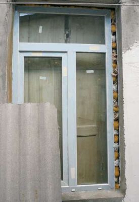 Как выглядит некачественная металлопластиковая дверь? Внимание, МОНТАЖ! 3