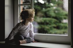 Защита от выпадения детей из окна - новинка оконной фурнитуры