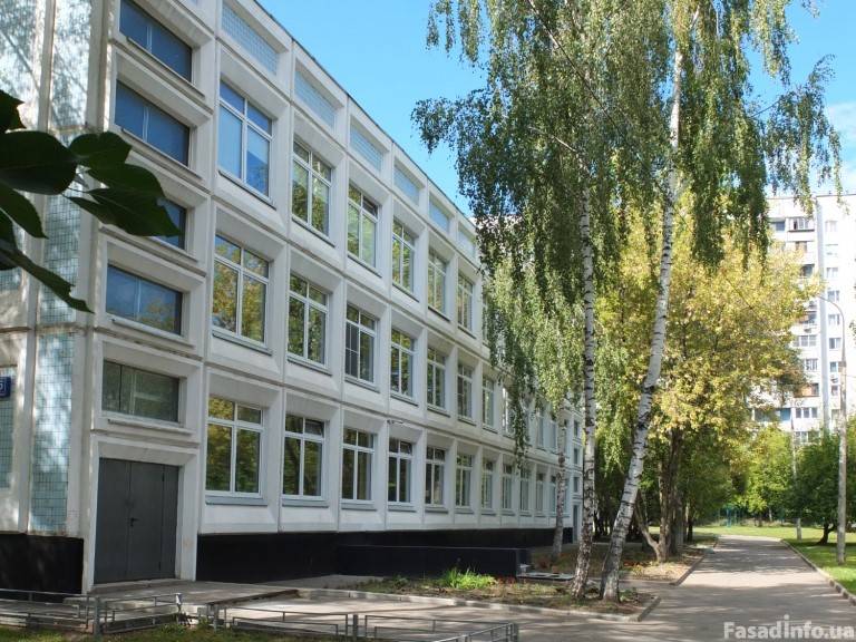 Окнами Deceuninck остеклили две московские школы 
